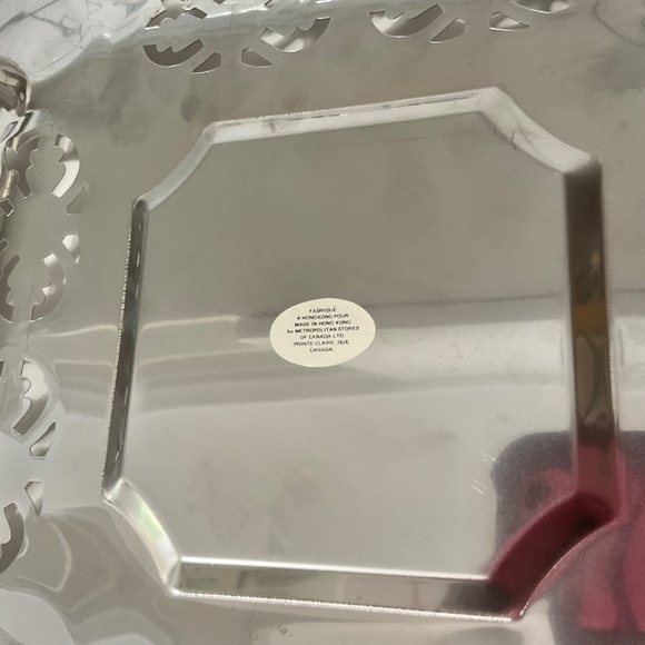 VTG Silver Tone Serving Tray with Folding Handles Chrome - Picture 9 of 10
